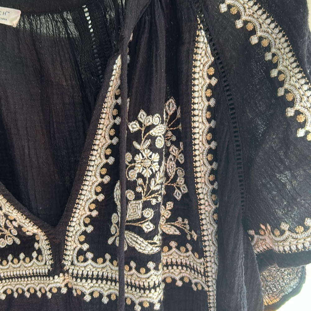 Lovestitch embroidered short sleeve top - Picture 3 of 7